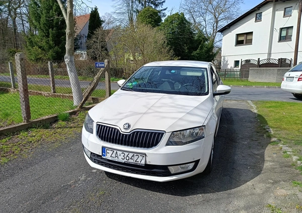 Skoda Octavia cena 26999 przebieg: 344000, rok produkcji 2014 z Żary małe 191